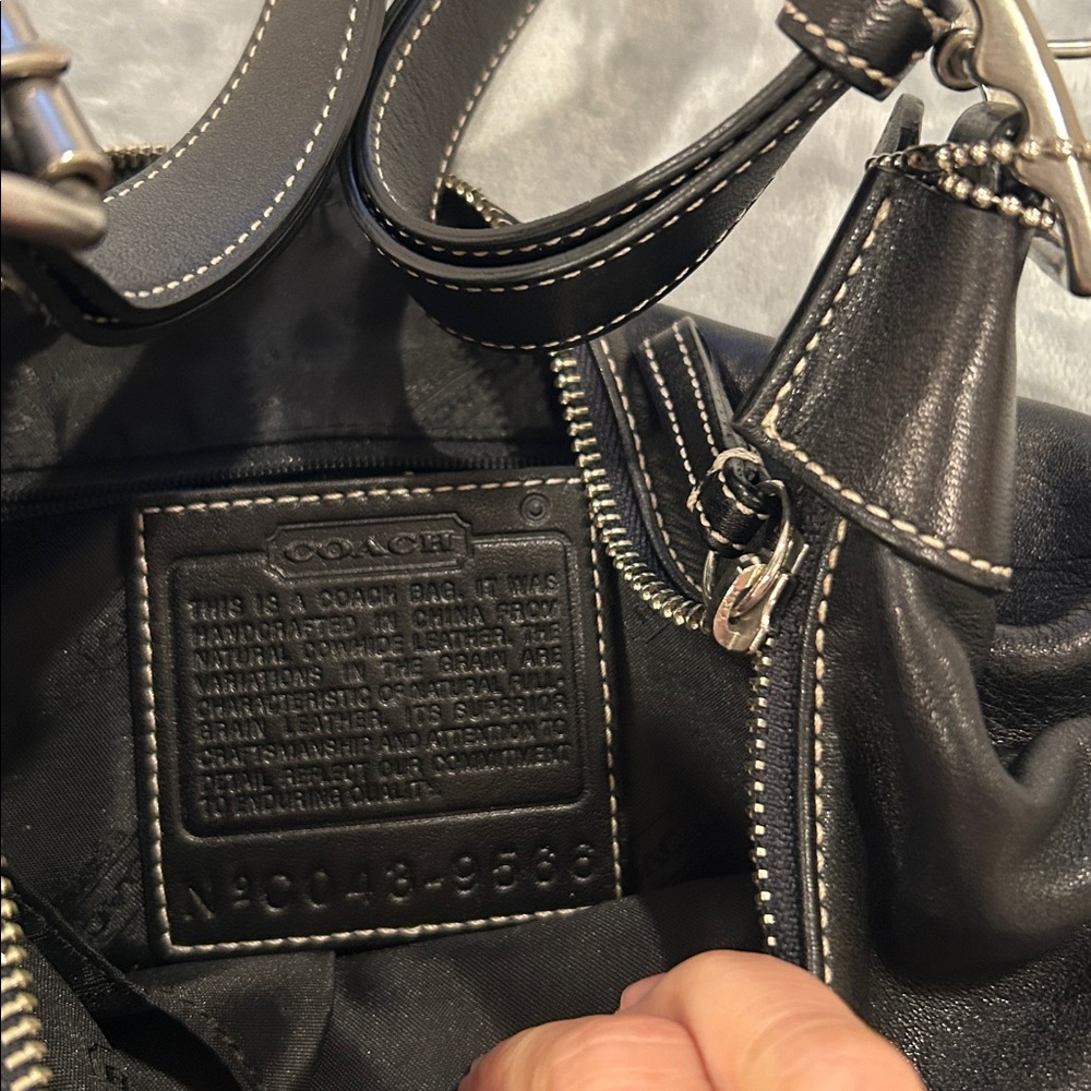 Coach Black Leather Women's Bag - Picture 6 of 6